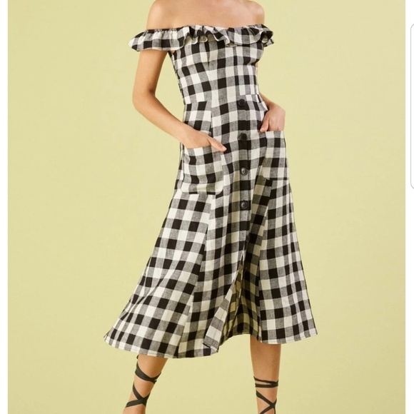 Reformation Dresses & Skirts - Reformation Hattie dress in ginham linen size 10